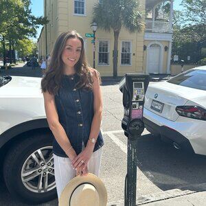 Meet your Posher, Elizabeth